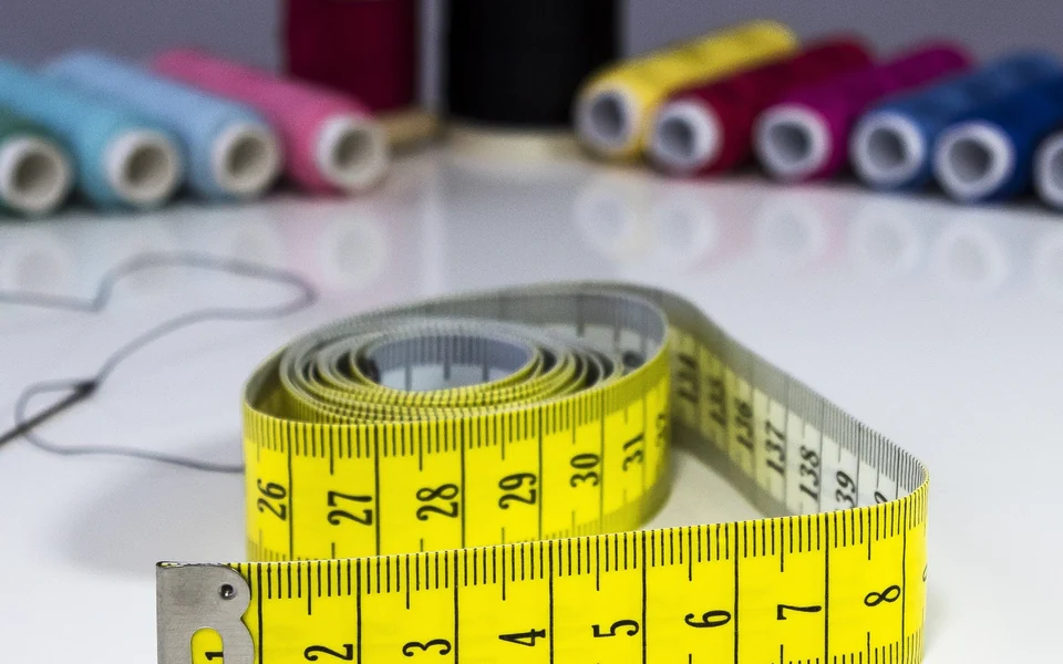 Centimetru de croitorie — productor local București, precizie și calitate textilă